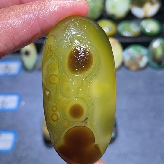 【闪购商品】玛瑙/玉髓未镶嵌珠宝奇石