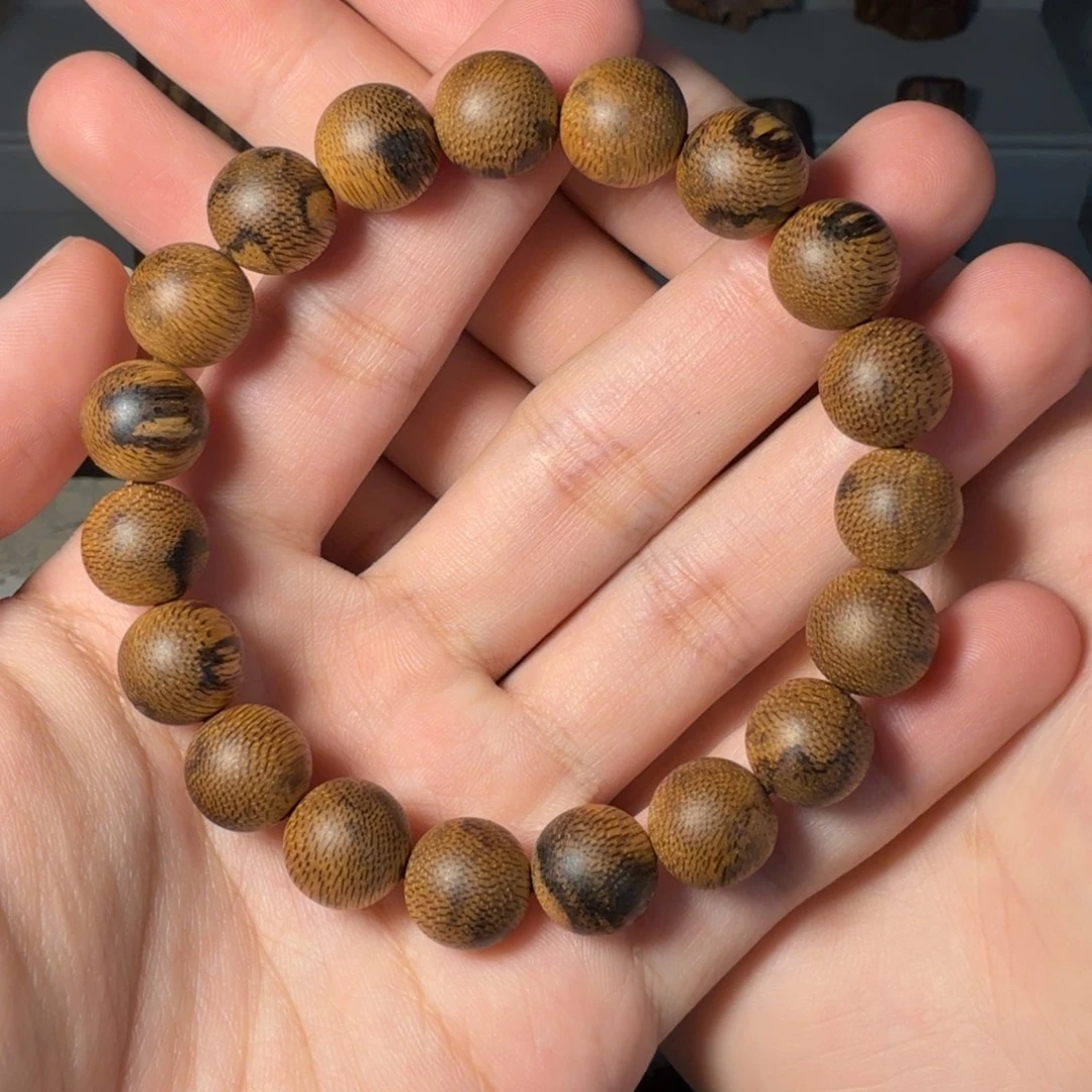 沉香碎屑沉香菩萨棋 11.1克