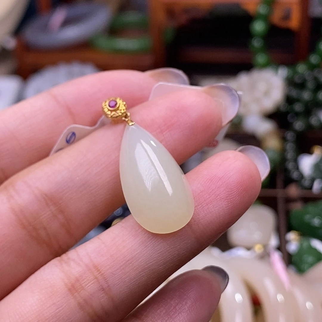 和田玉清货价黄口金镶吊坠未镶嵌