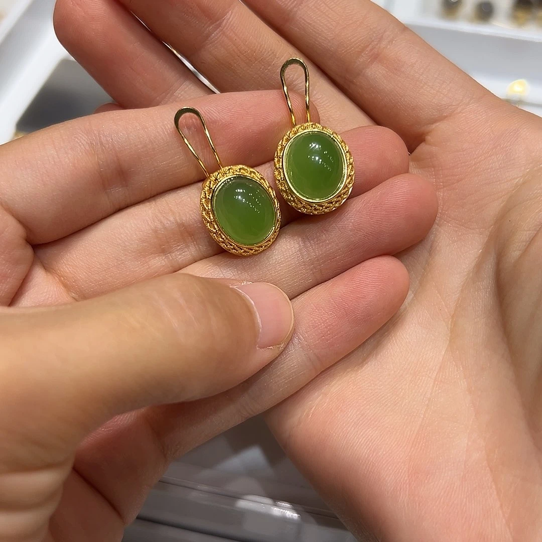 和田玉银S925镶嵌耳饰云*