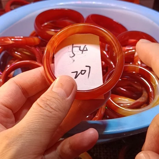 玛瑙/玉髓未镶嵌手镯