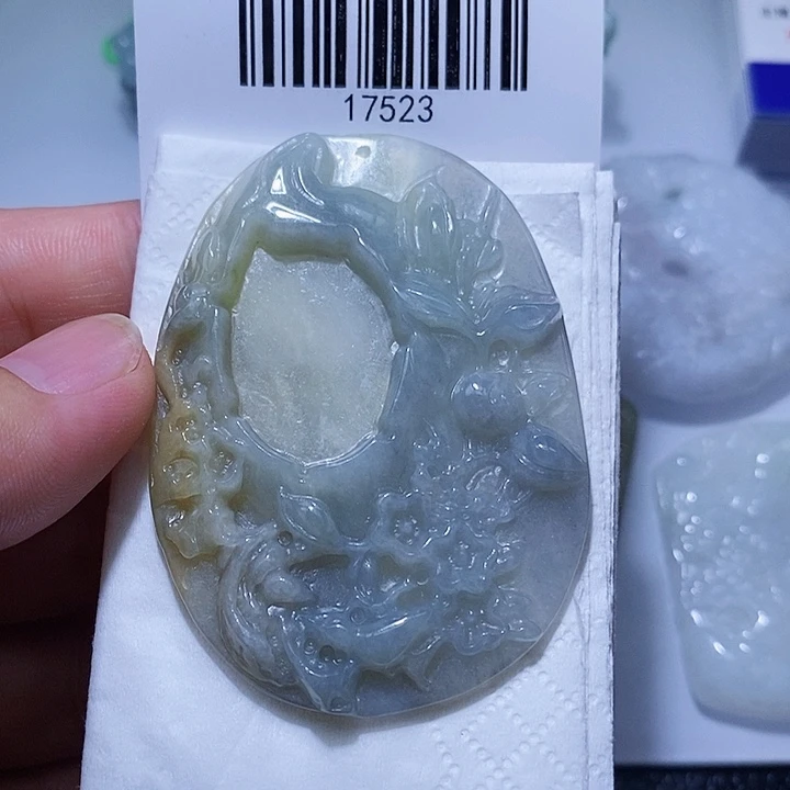 翡翠未镶嵌颈饰天光墟翡翠市场现金代购