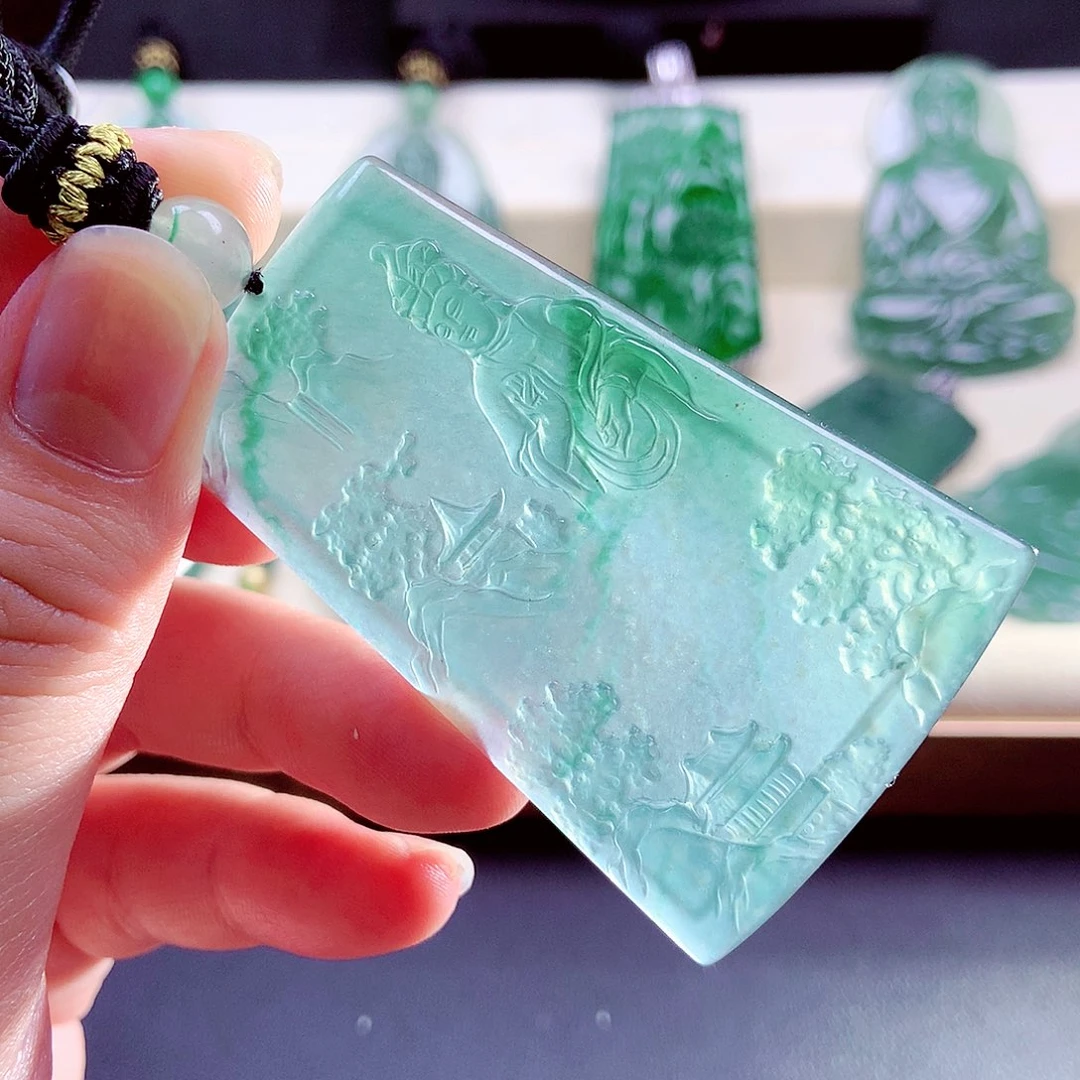 【闪购商品】颈饰未镶嵌翡翠天然