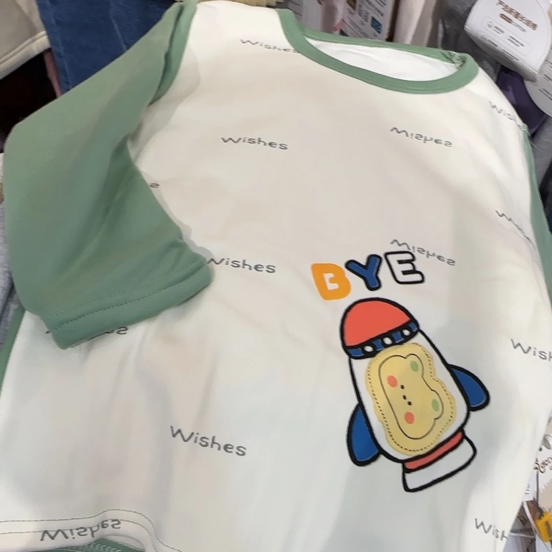 110尺码宽腰短裤搭配短裤