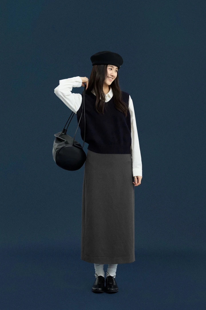 【素简】经典回归 亲肤羊毛绣花针织马甲 减龄气质柔软舒适上衣1769