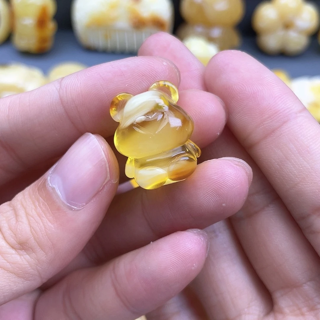 琥珀裸石未镶嵌小****铺蜜蜡