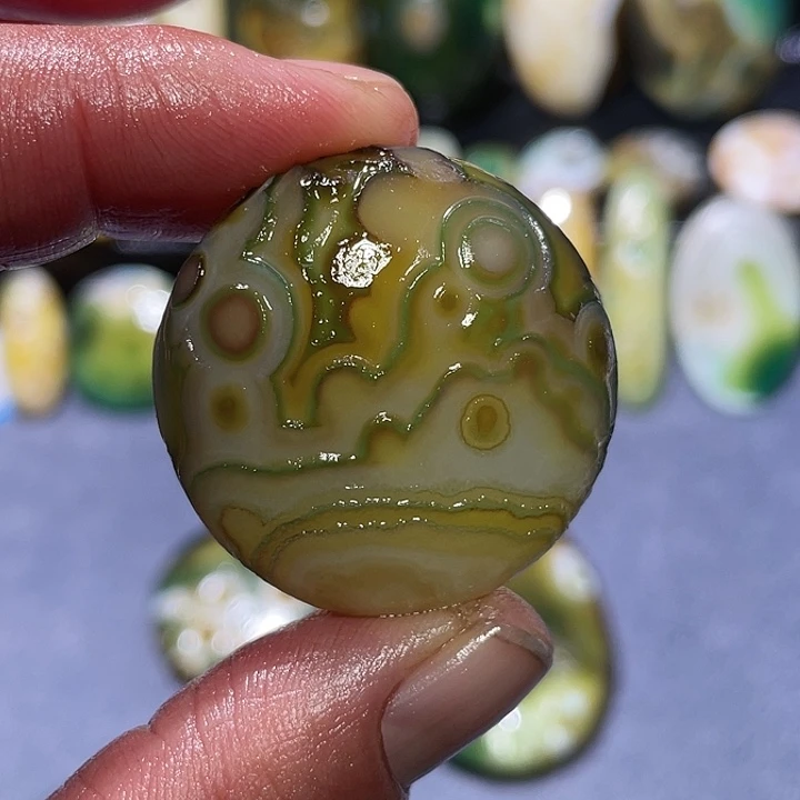 玛瑙/玉髓未镶嵌珠宝奇石