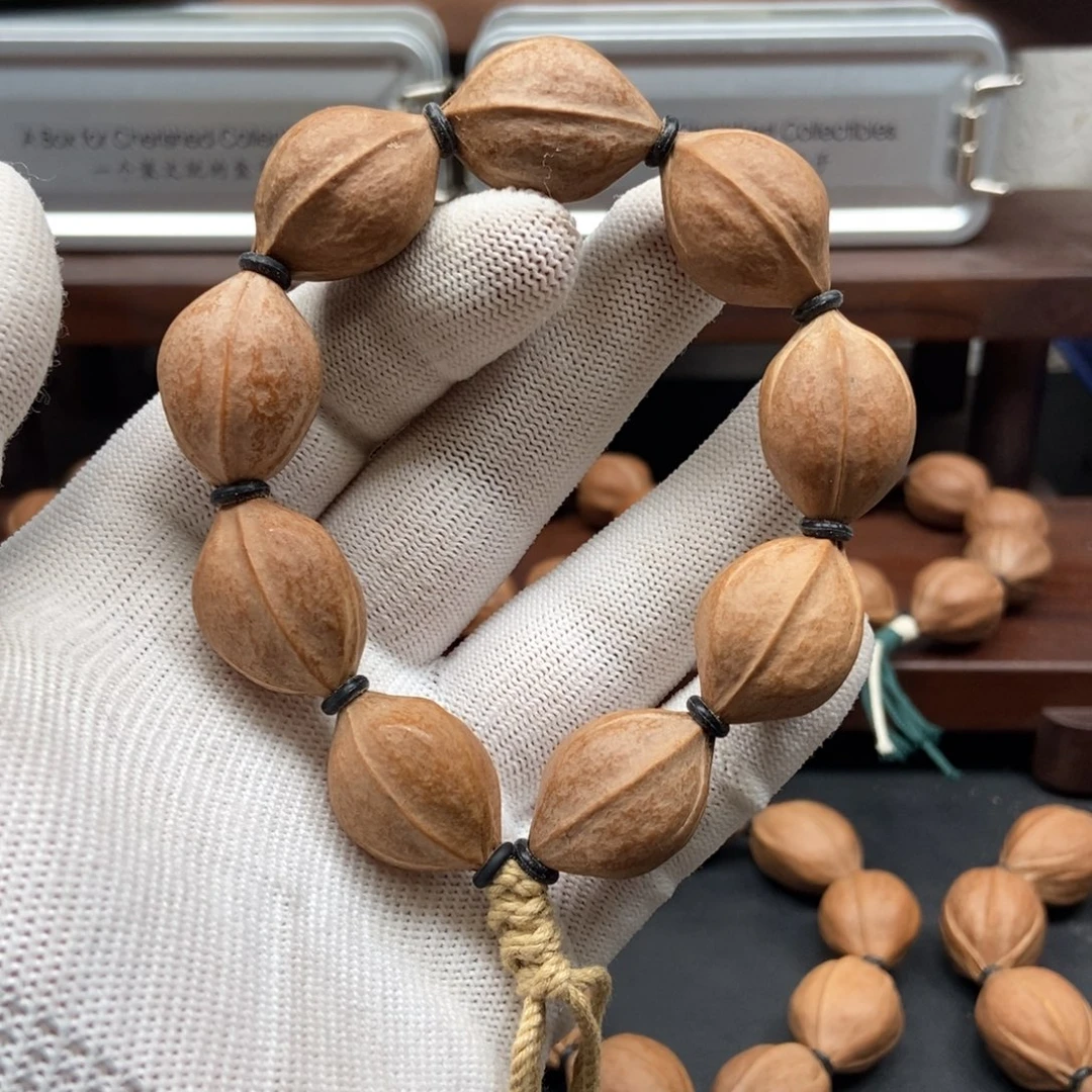 橄榄核手串1826三花