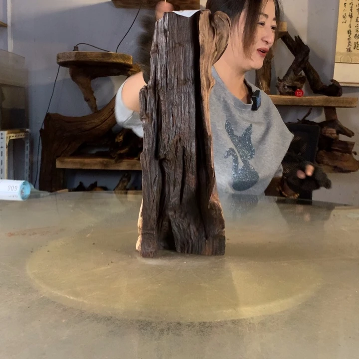 大***点天然的云南紫柚木会黄水
