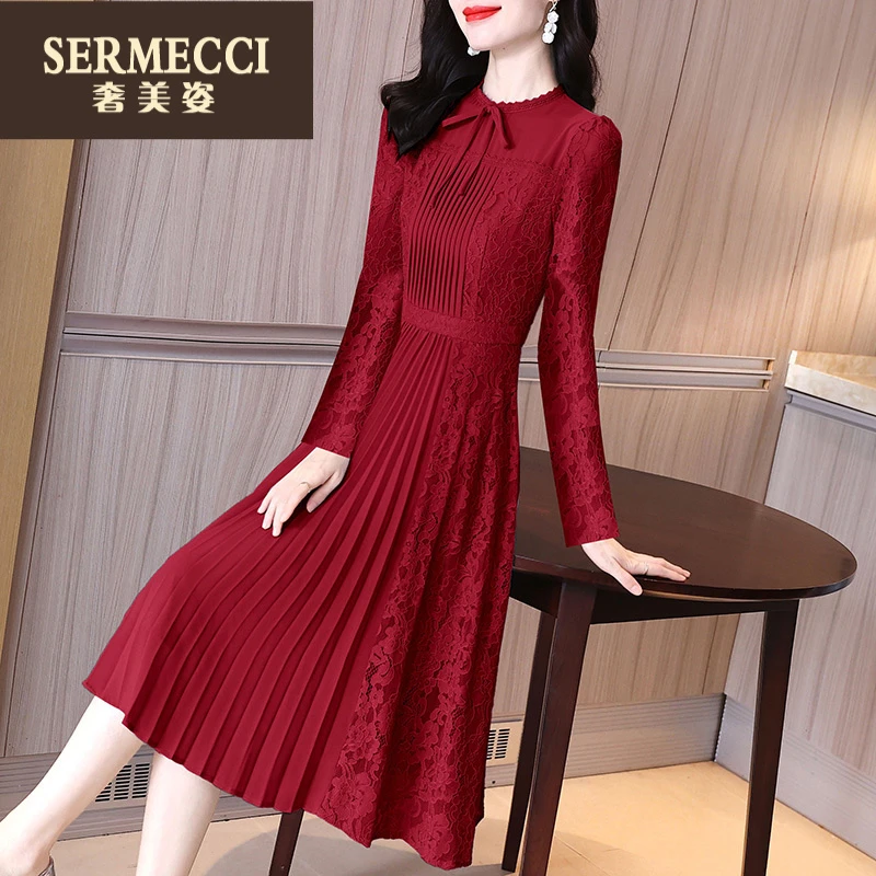 奢美姿2025年秋季蕾丝百褶a字高端名媛风气质红色连衣裙