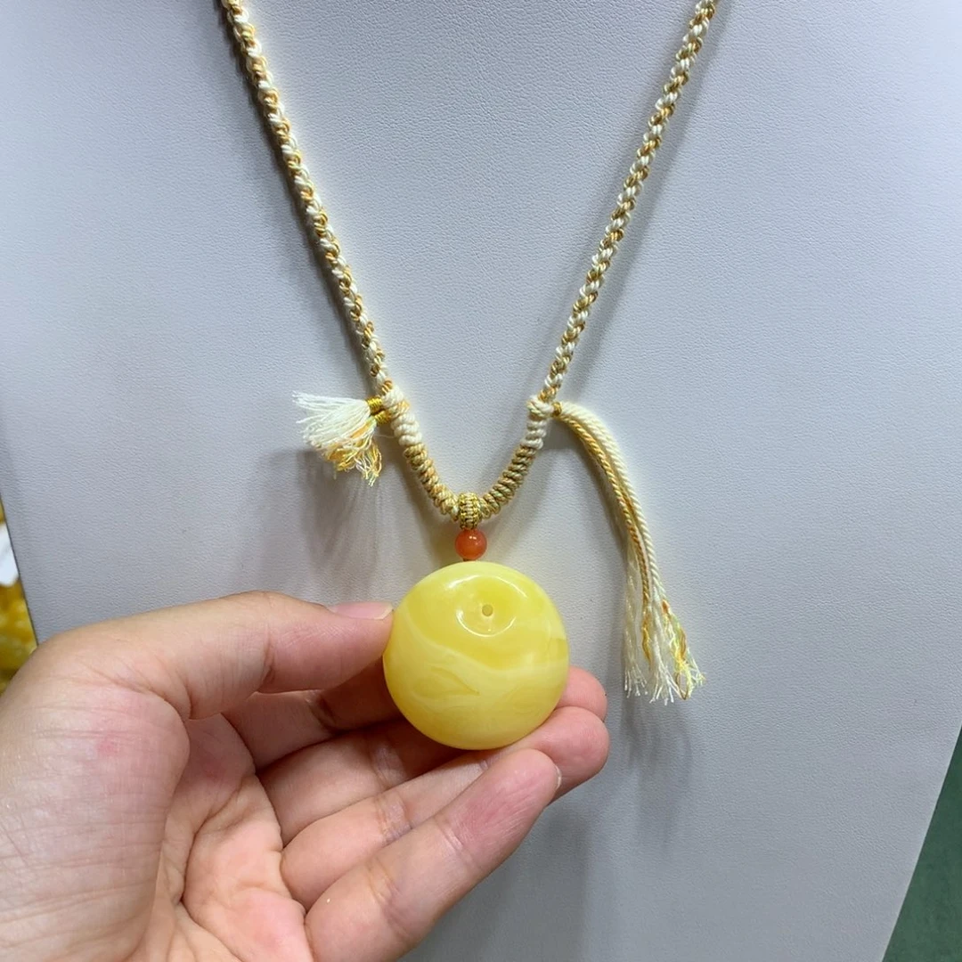 星***的未镶嵌项链琥珀扣子