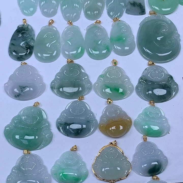 翡翠未镶嵌颈饰天