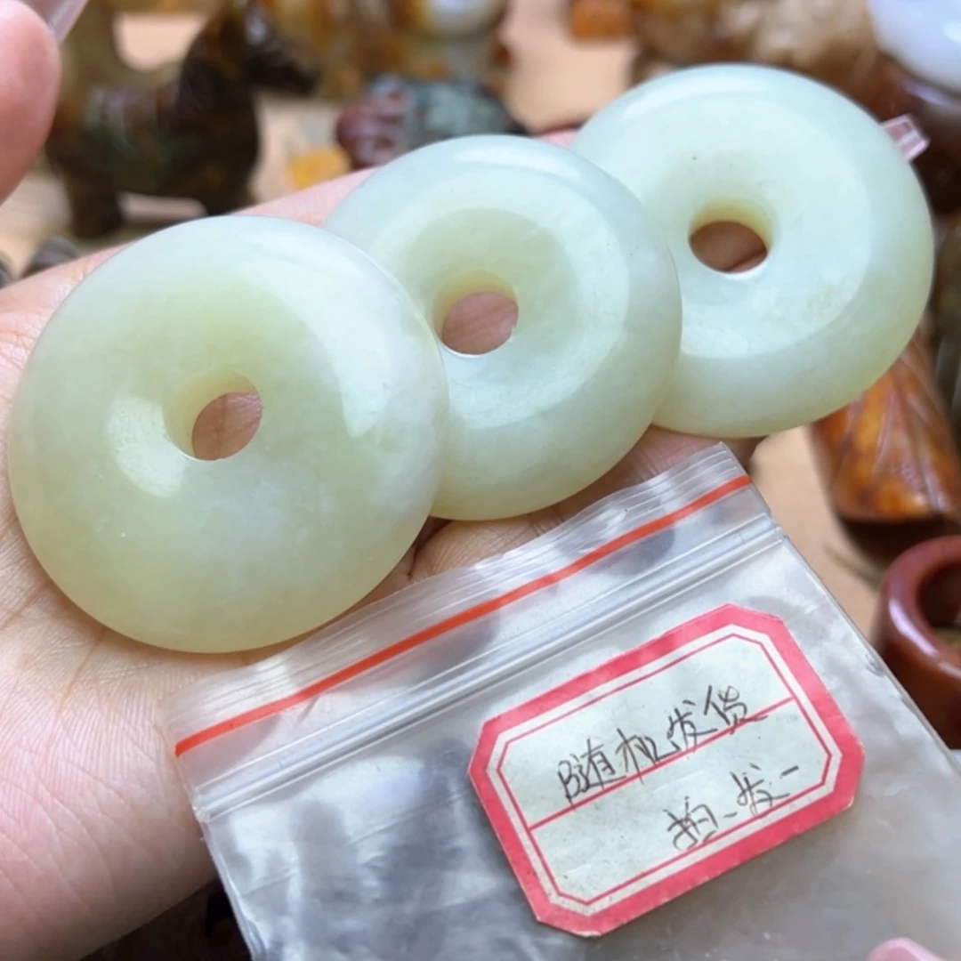 【闪购商品】蛇纹石玉颈饰未镶嵌发一个