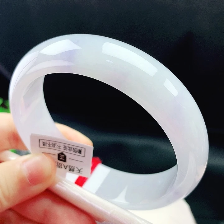 翡翠未镶嵌手镯60轮胎
