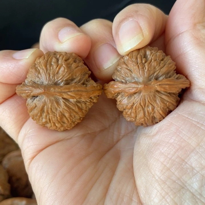 文玩核桃吊坠楼手捻