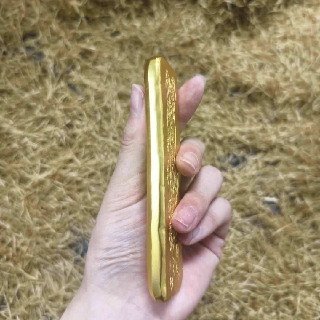 1个现代工艺品摆件ZF018现代复古摆件018