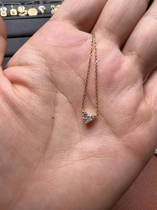 18K金镶嵌天然钻石精致项链