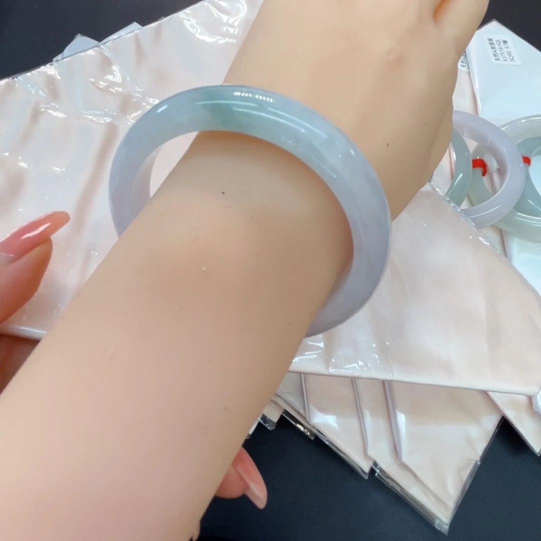 未镶嵌手镯翡翠翡翠手镯