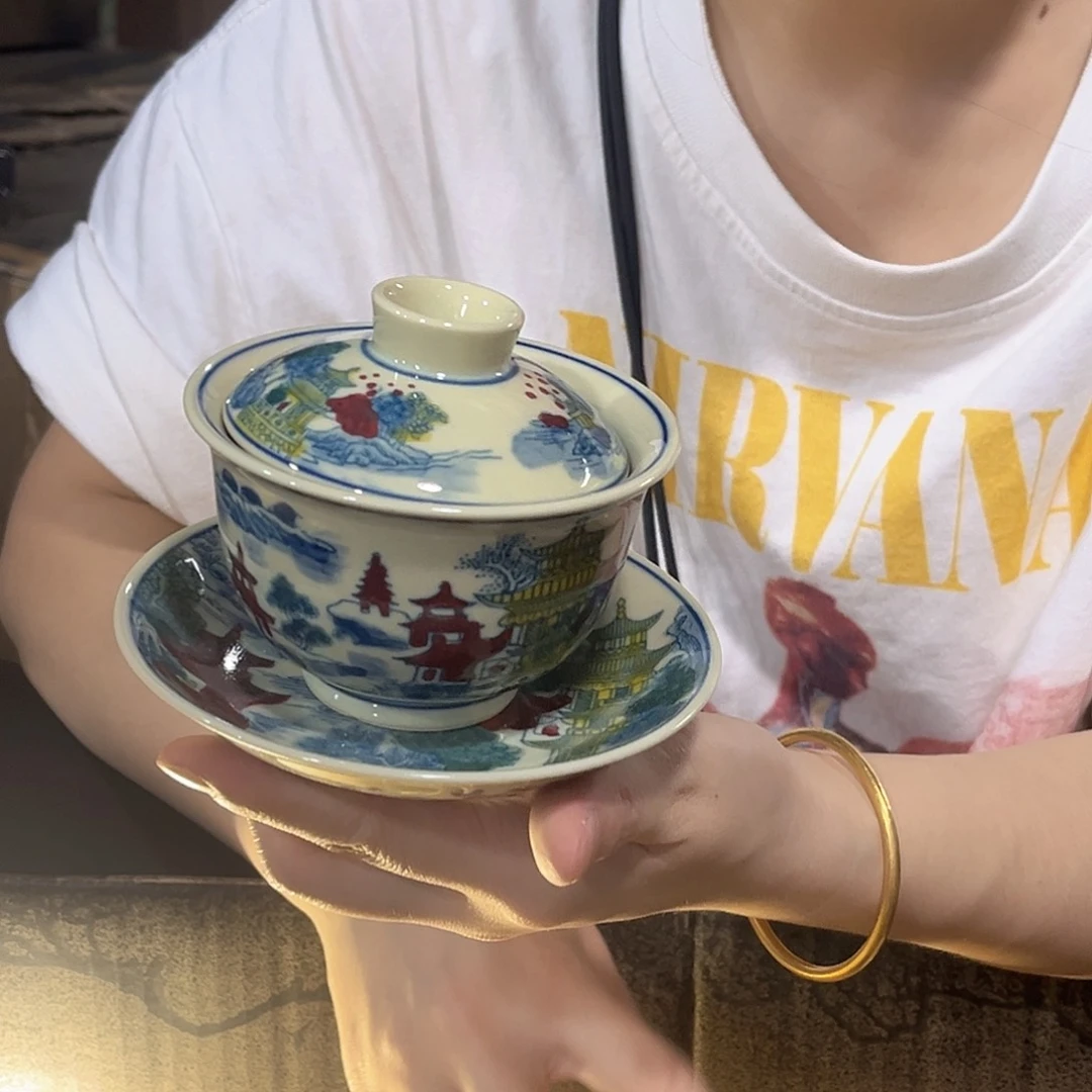 摆件////景德镇陶瓷器。黄。
