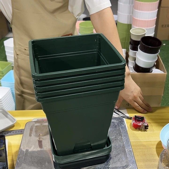 方形口20高22军绿带托5个