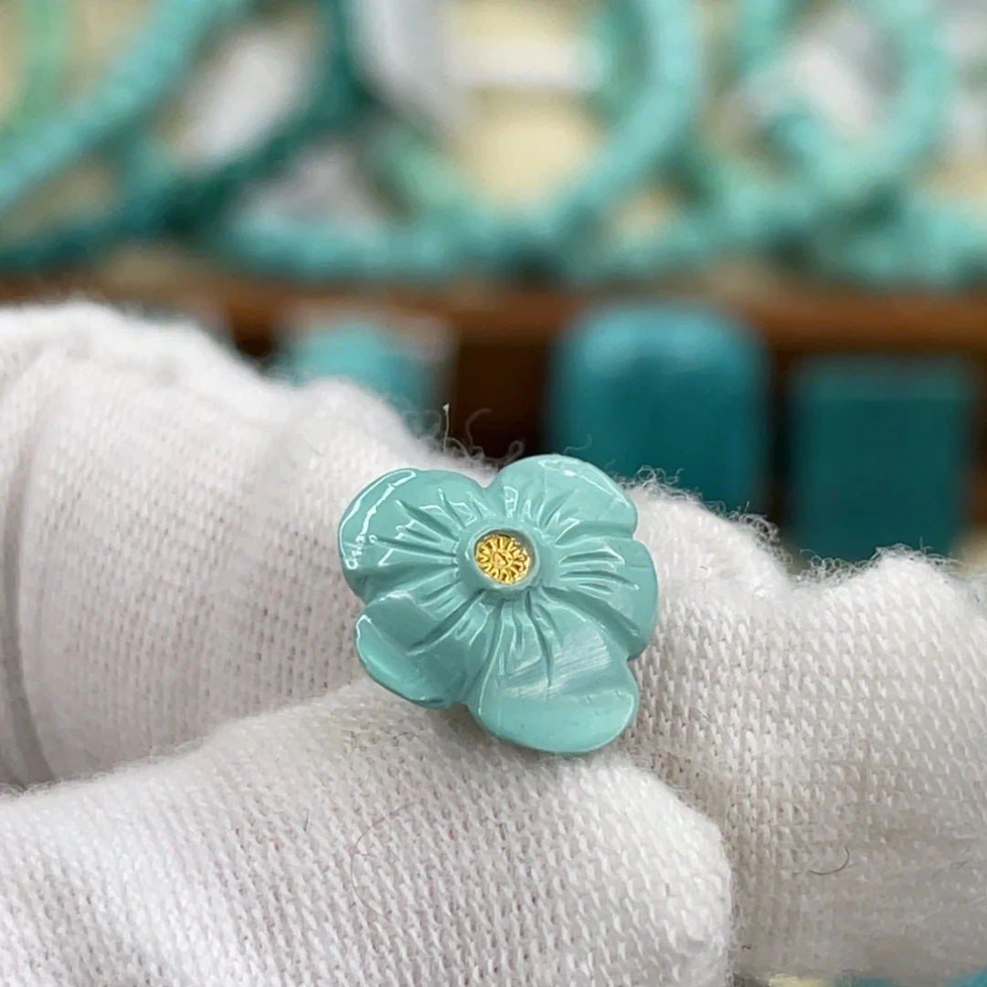 绿松石未镶嵌挂件