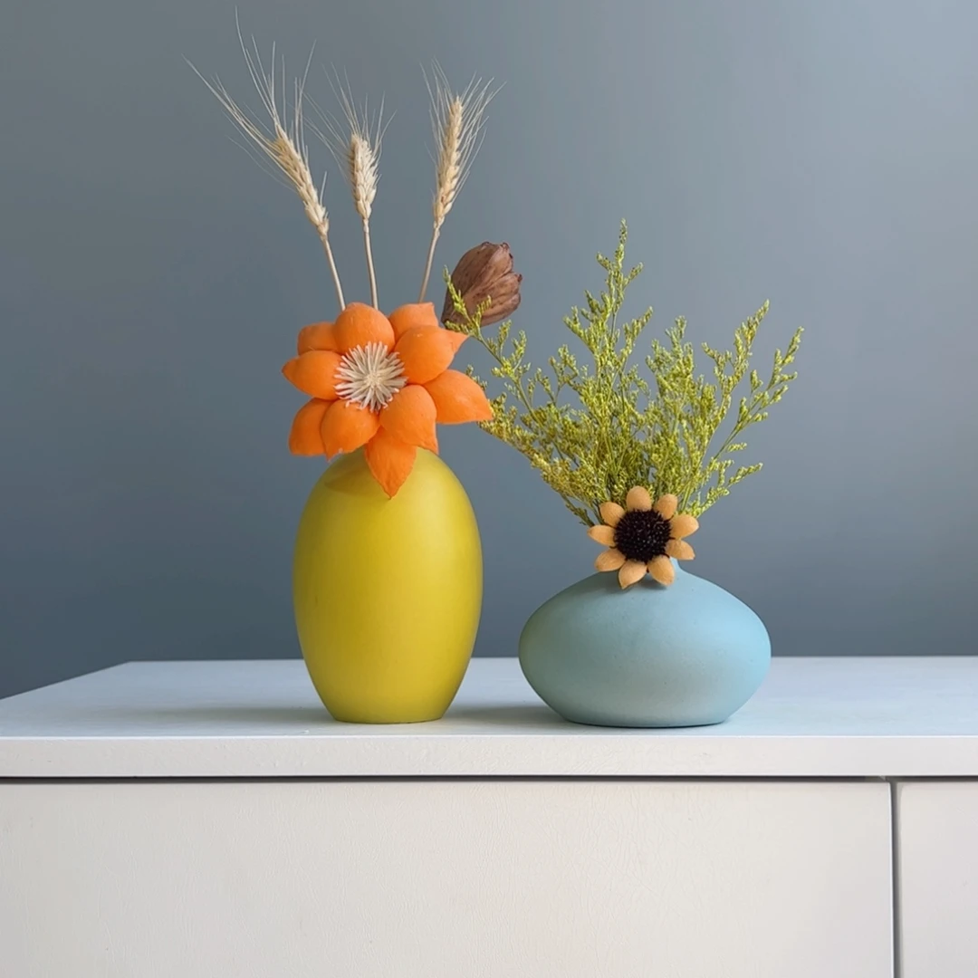 摆件陶瓷小花瓶摆件含花总高约20-30cm