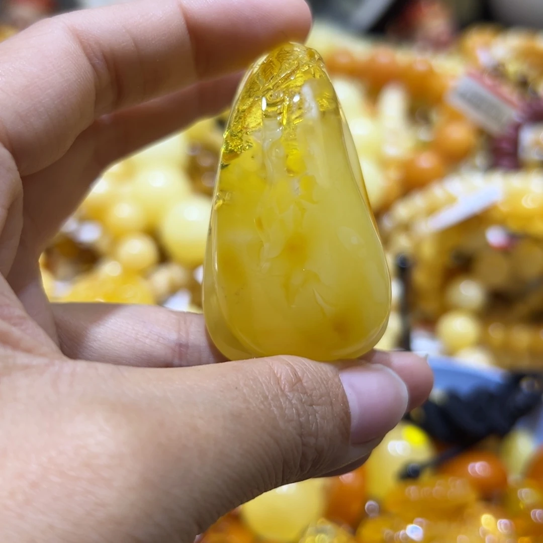 琥珀珠宝奇石未镶嵌