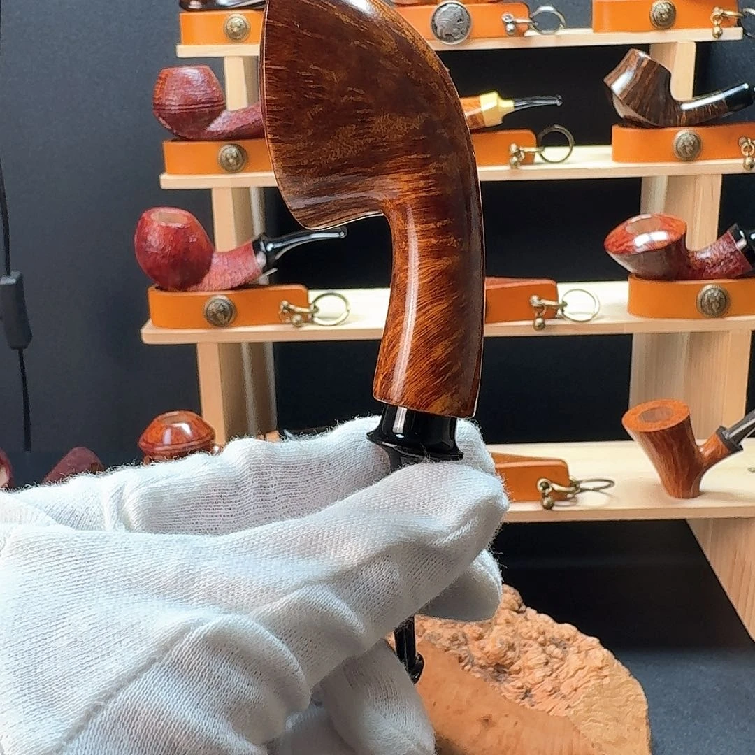 男***孩石楠木奶妈的手工石楠木烟斗