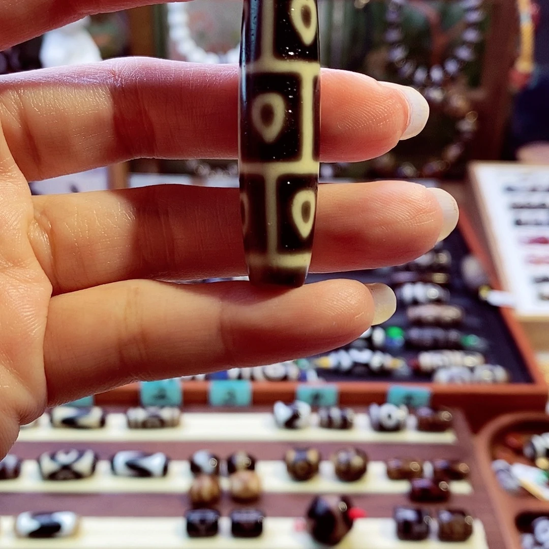 大***头玛瑙/玉髓颈饰合金