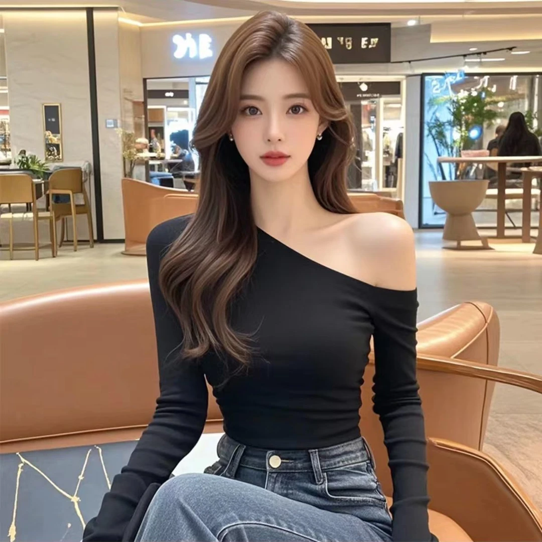 小个子黑色不规则斜领长袖打底衫女纯欲辣妹露肩修身显瘦短款上衣