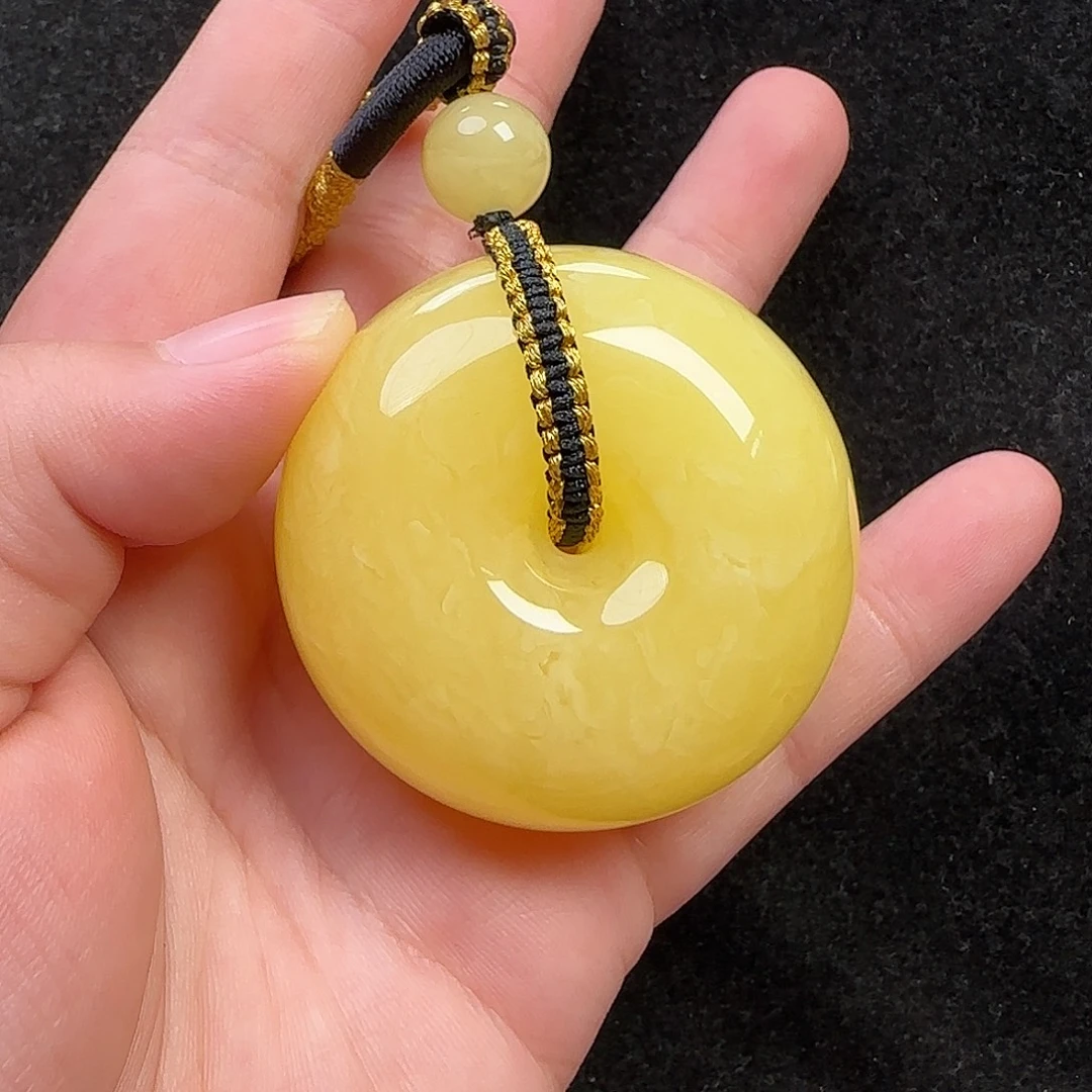 蜜蜡未镶嵌珠宝奇石