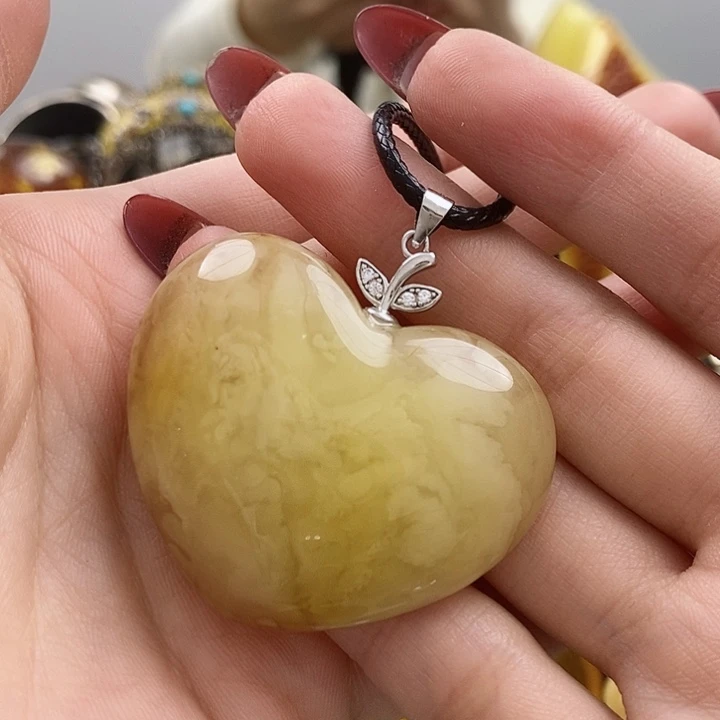 琥珀颈饰银S925镶嵌吊坠