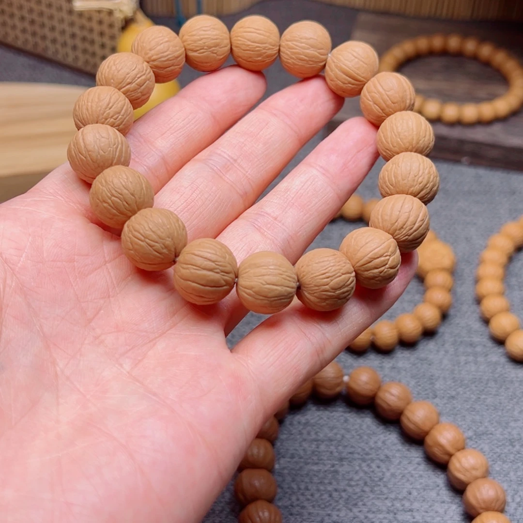 猴头核桃吊坠啊****棒15聚宝盆