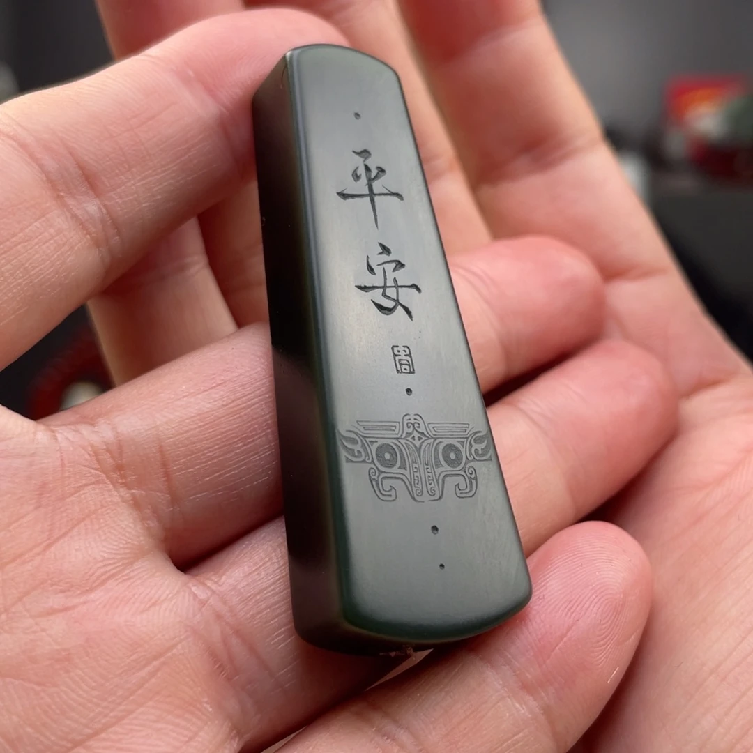 未镶嵌和田玉把件