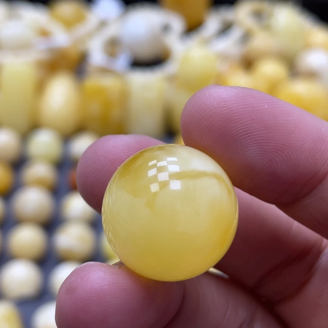 蜜蜡未镶嵌裸石20mm