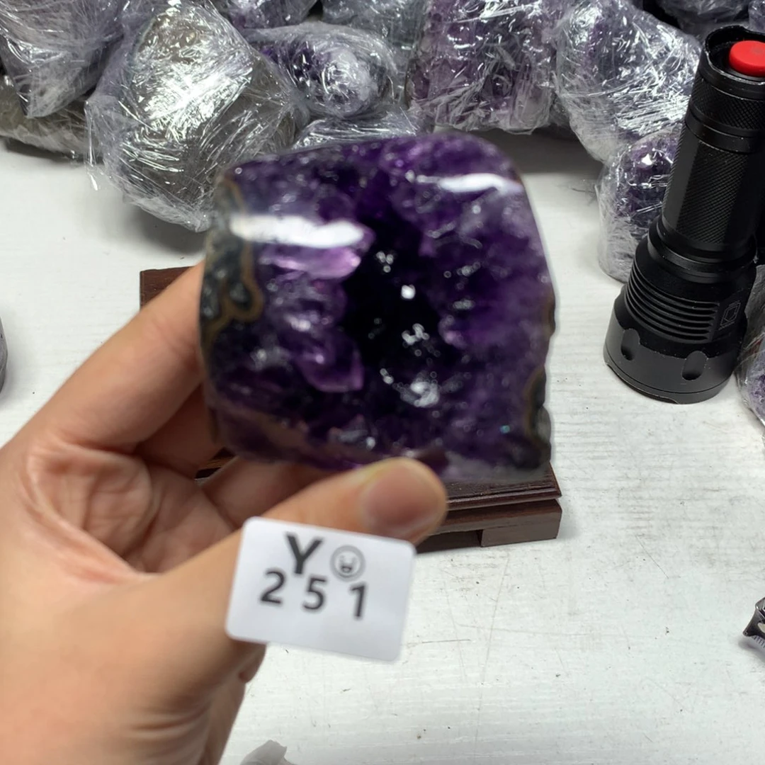 水晶摆件未镶嵌水晶