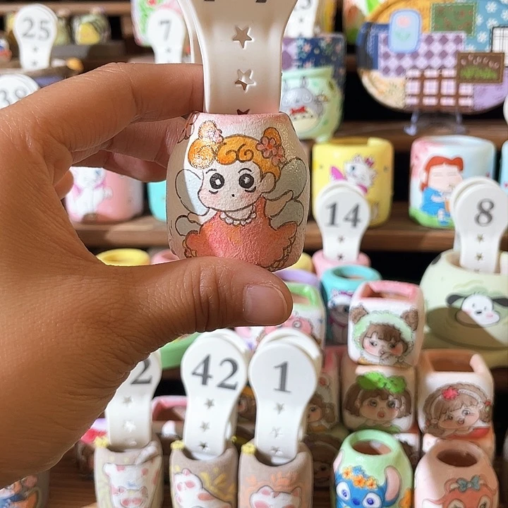 77…..手工手绘花盆