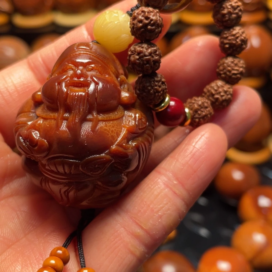 橄榄核手串/手链财神一个，玉华