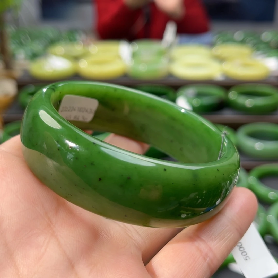 和田玉（碧玉）手镯未镶嵌