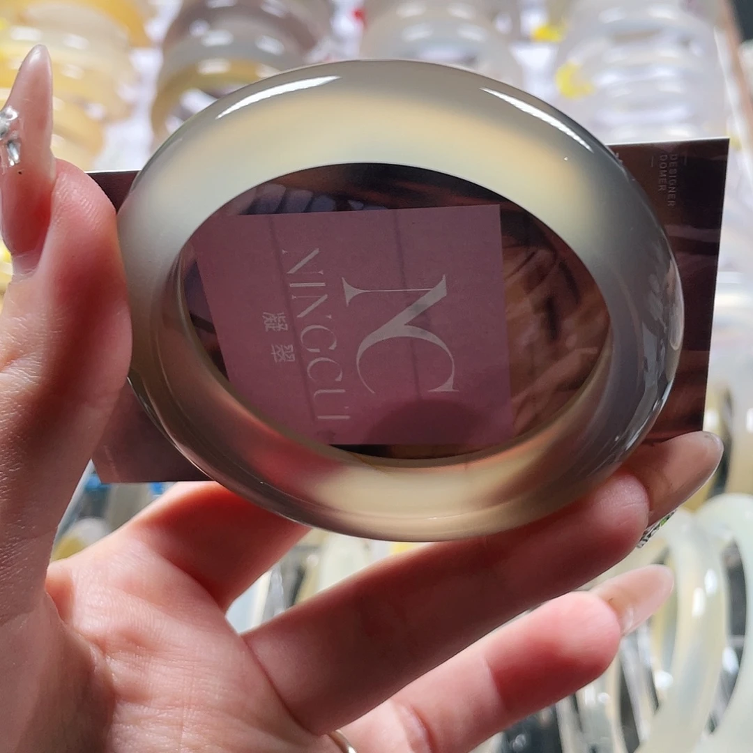 江***约手镯玛瑙/玉髓未镶嵌