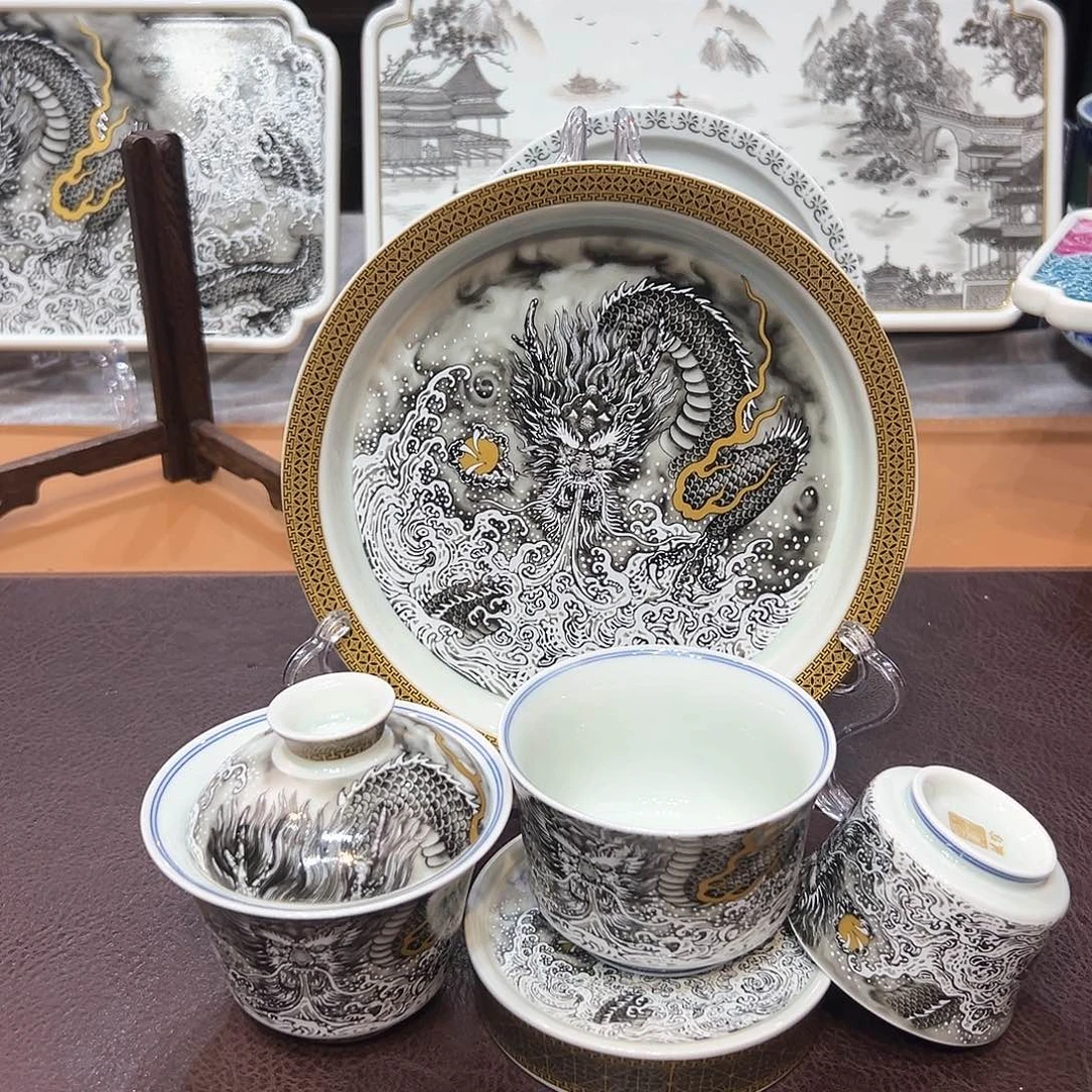 摆件吃j健健康康看姐姐