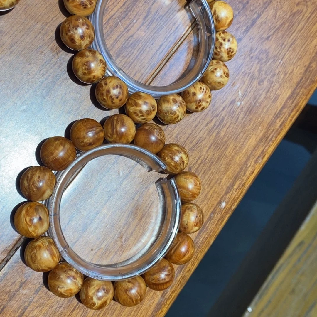 柏木（崖柏）人***次1.5两条