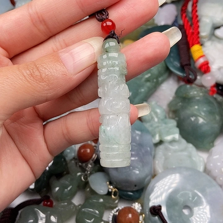 未镶嵌挂件翡翠翡翠