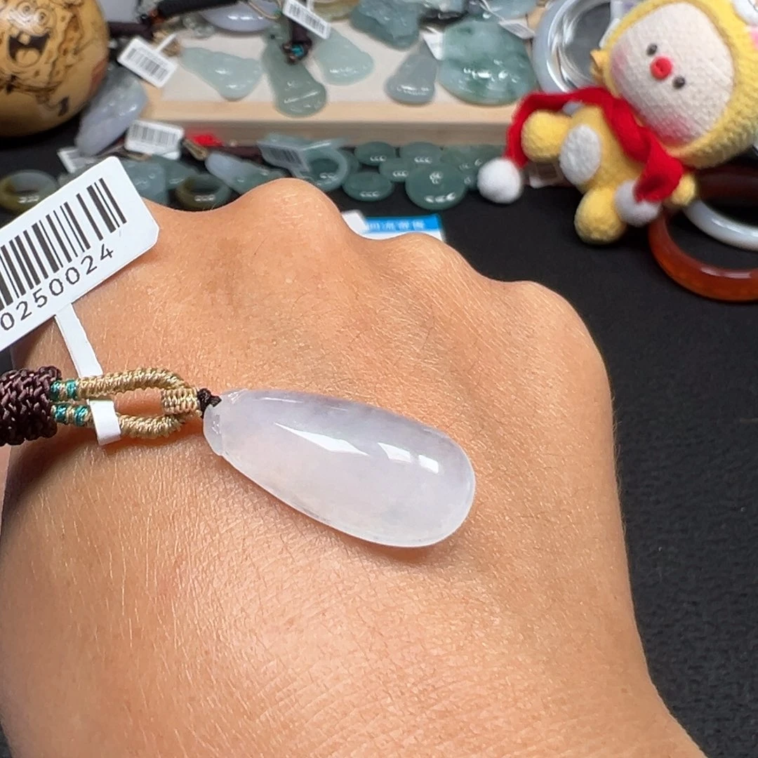 翡翠未镶嵌颈饰天然A货缅甸翡翠
