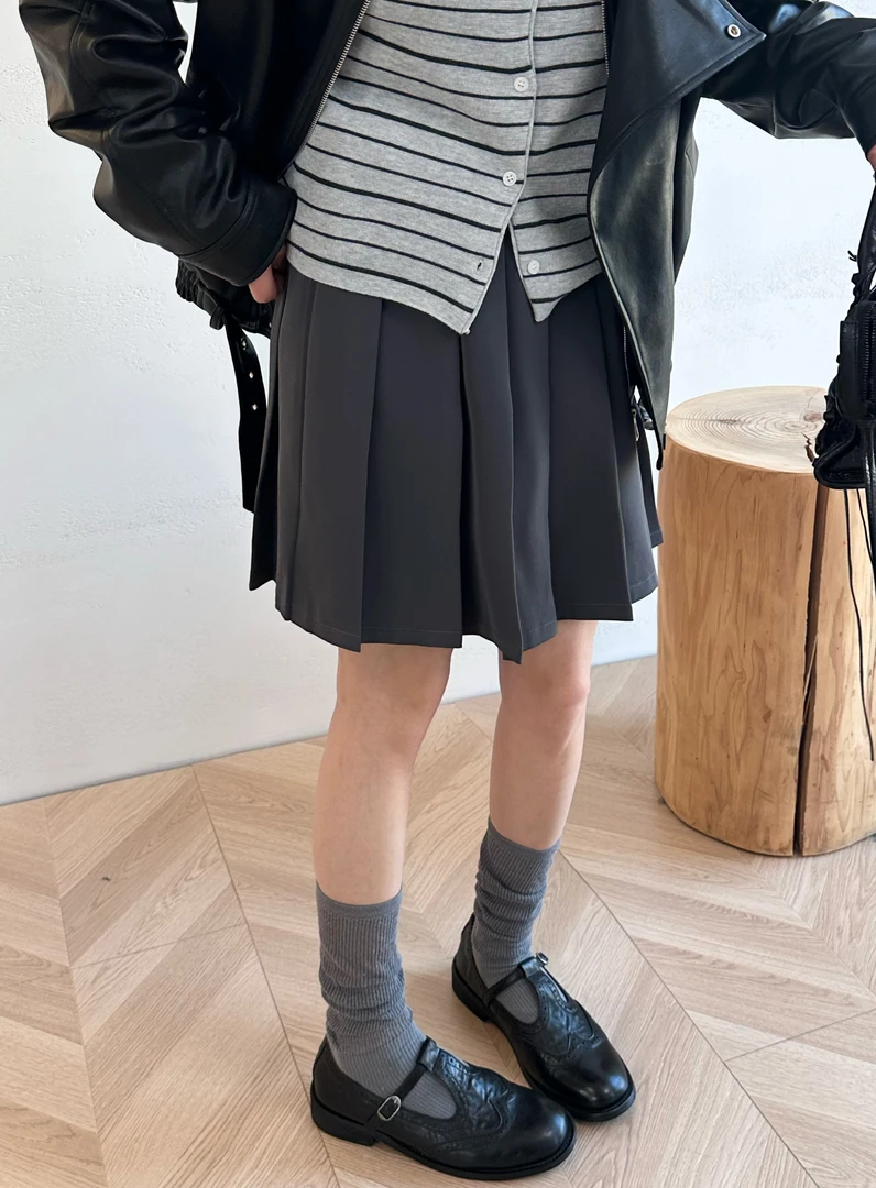 【泰式学院】经典减龄纯色百搭五分百褶裙