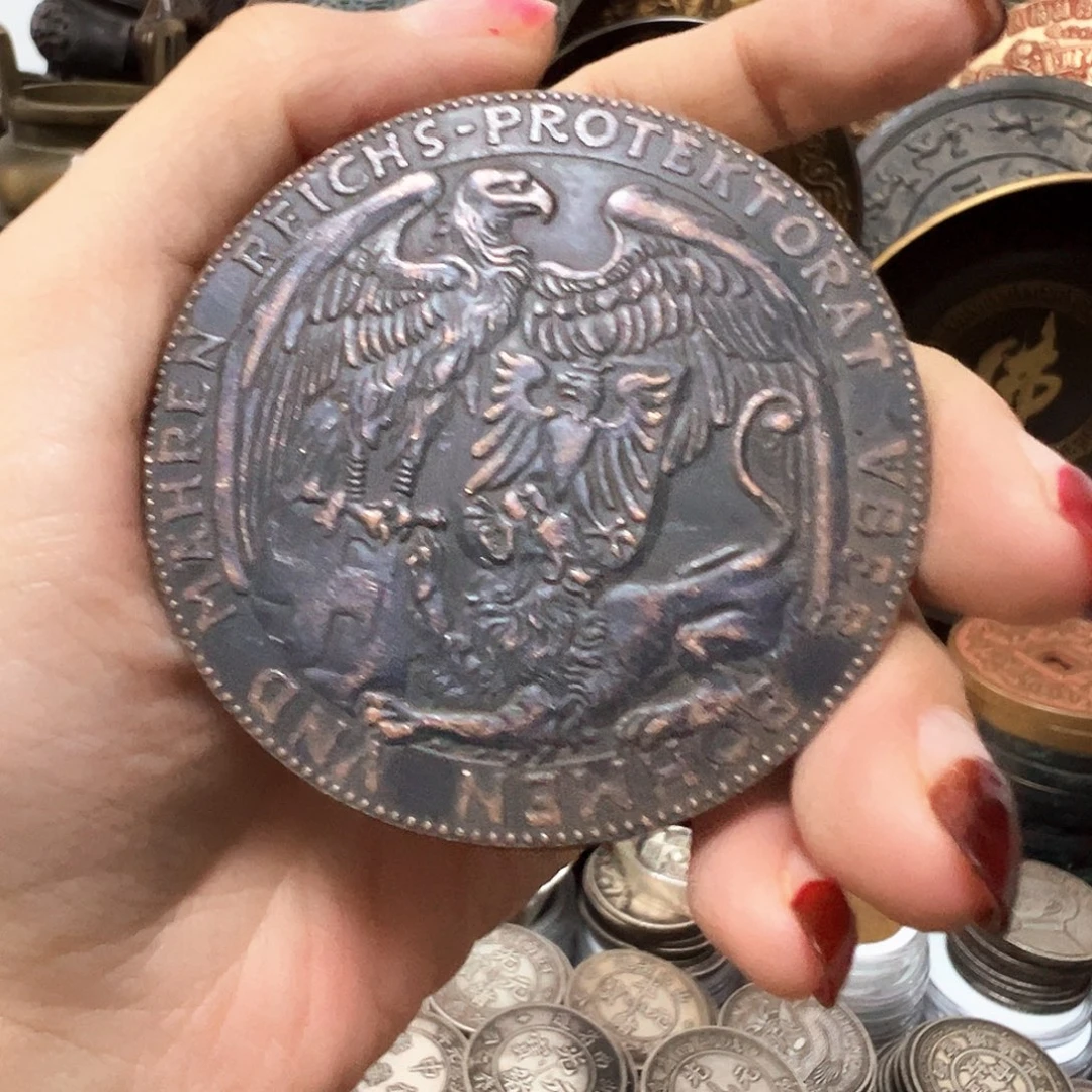金属复古风格摆件