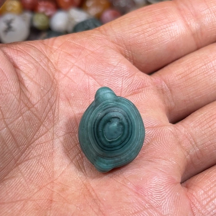 手工艺品琉璃墨绿色眼石