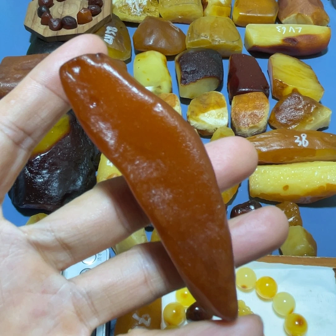 定制蜜蜡未镶嵌全皮手把