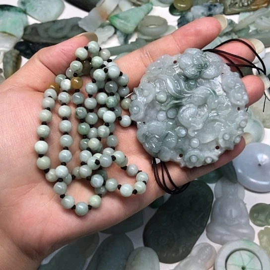 用***6定制翡翠未镶嵌翡翠