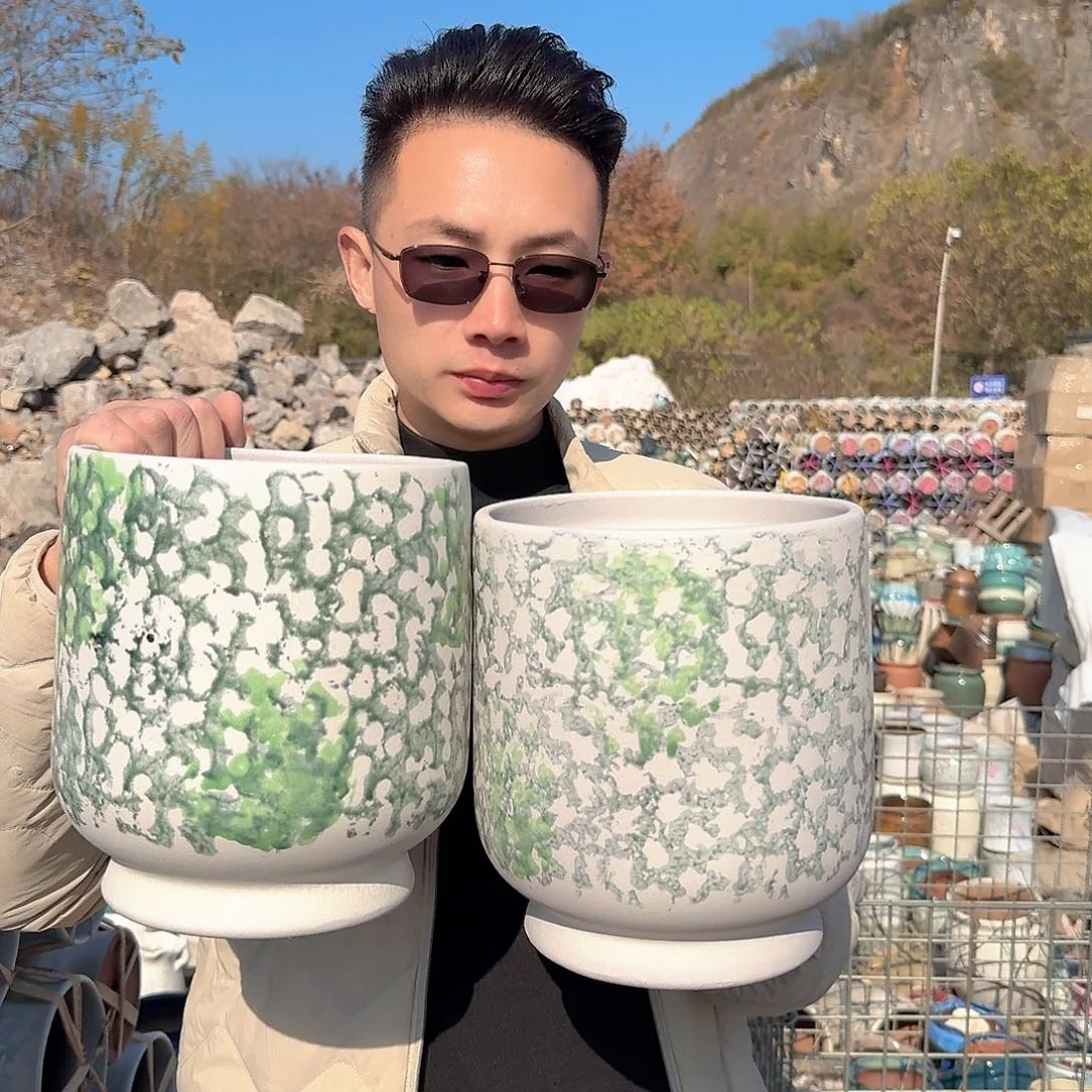 紫砂花盆口20高23（两个蛋壳彩色姹寂